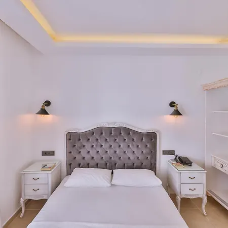 Belinda Hotel 2*