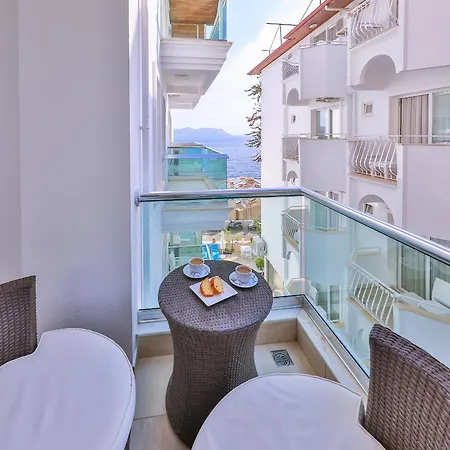 Belinda Hotel 2*